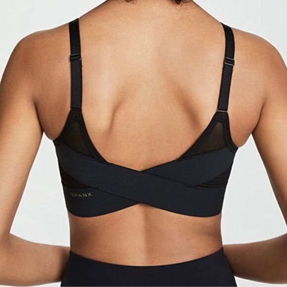 SPANX Workout to Waves Bra Black and White Wireless Sports Bra Swim Top Medium - Picture 3 of 9